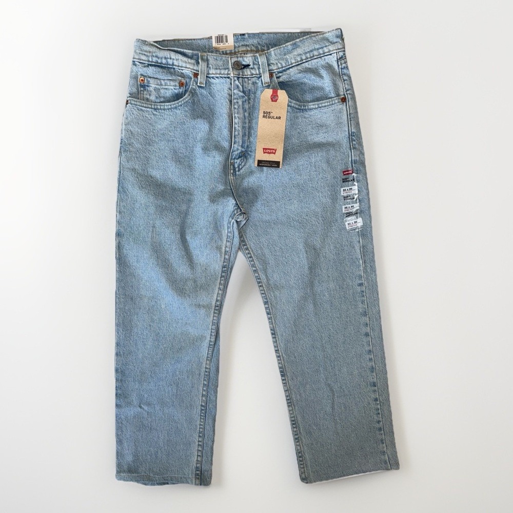 NWT Levis 505 Regular 30x24 (Tagged 32x30) Light Wash Straight Leg Denim Jeans